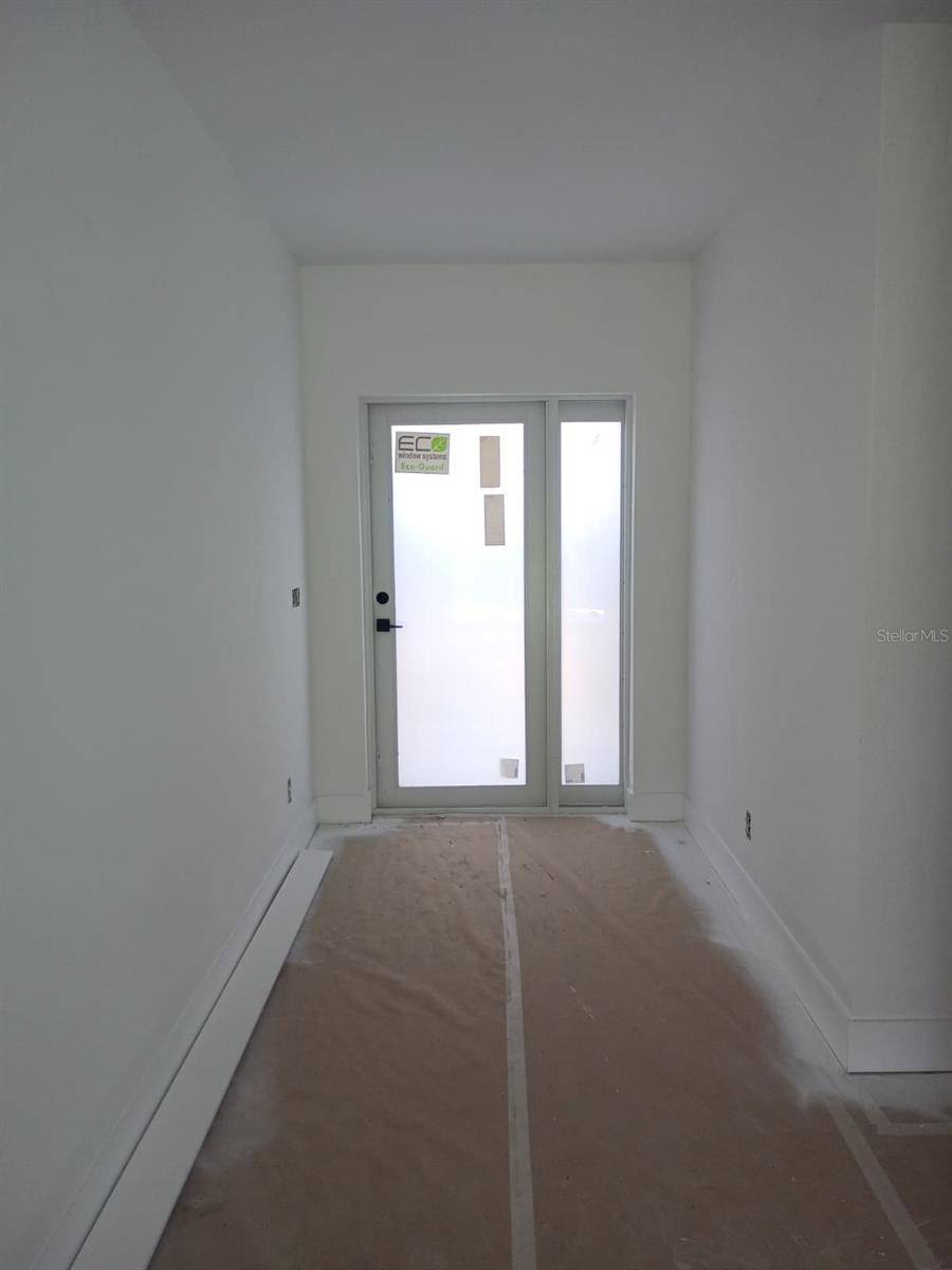 1157 VERNON AVE, Port Charlotte, FL 33948