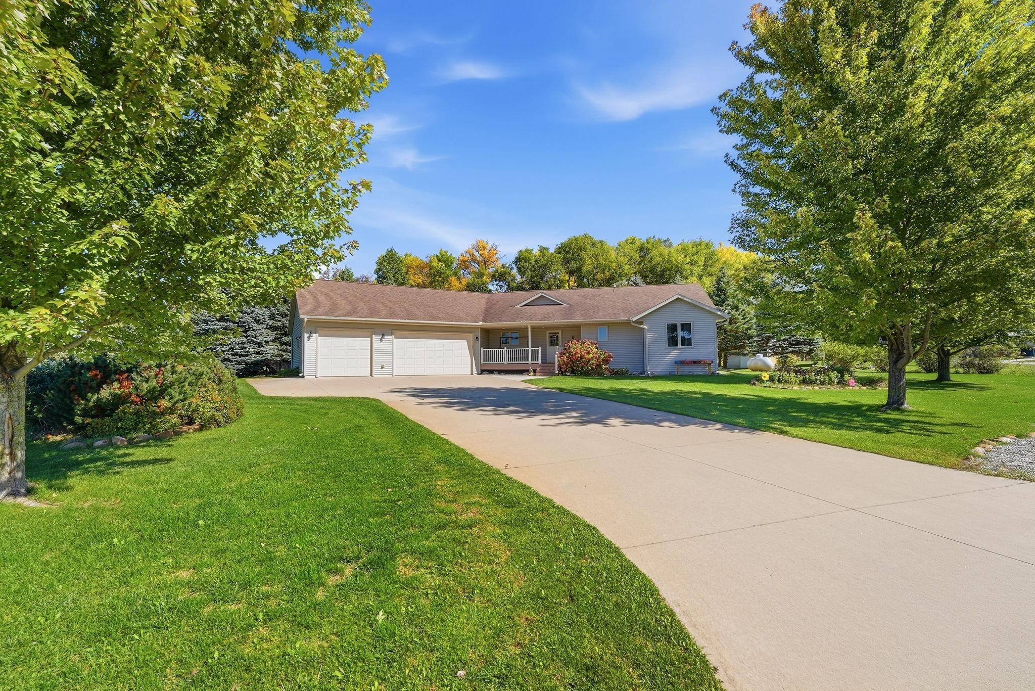 158 Greenview LN, Miltona, MN 56354