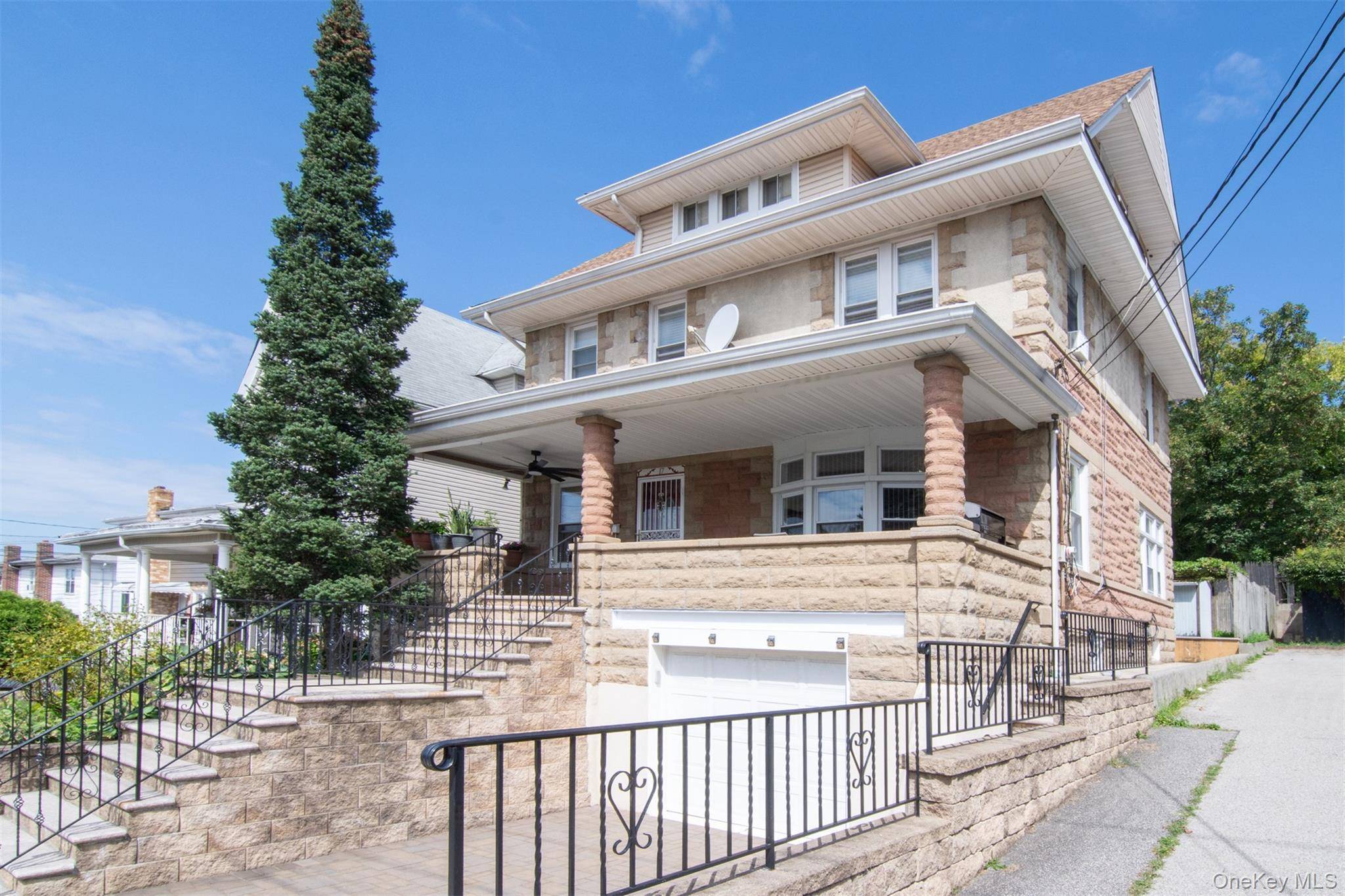 17 Lake AVE, Yonkers, NY 10703