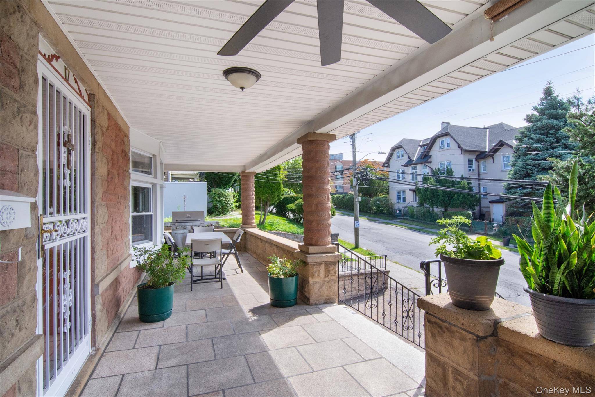 17 Lake AVE, Yonkers, NY 10703