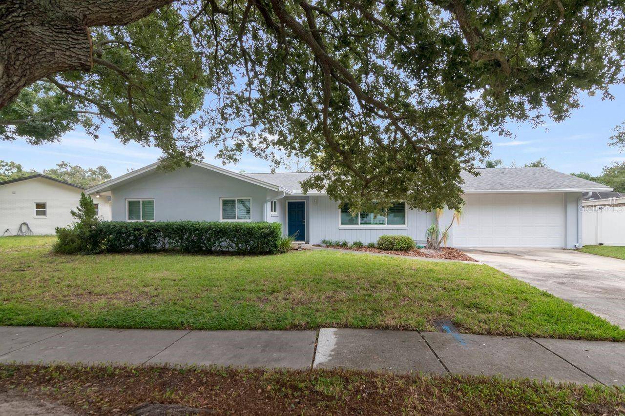 1113 GLENMOOR CT, Clearwater, FL 33764