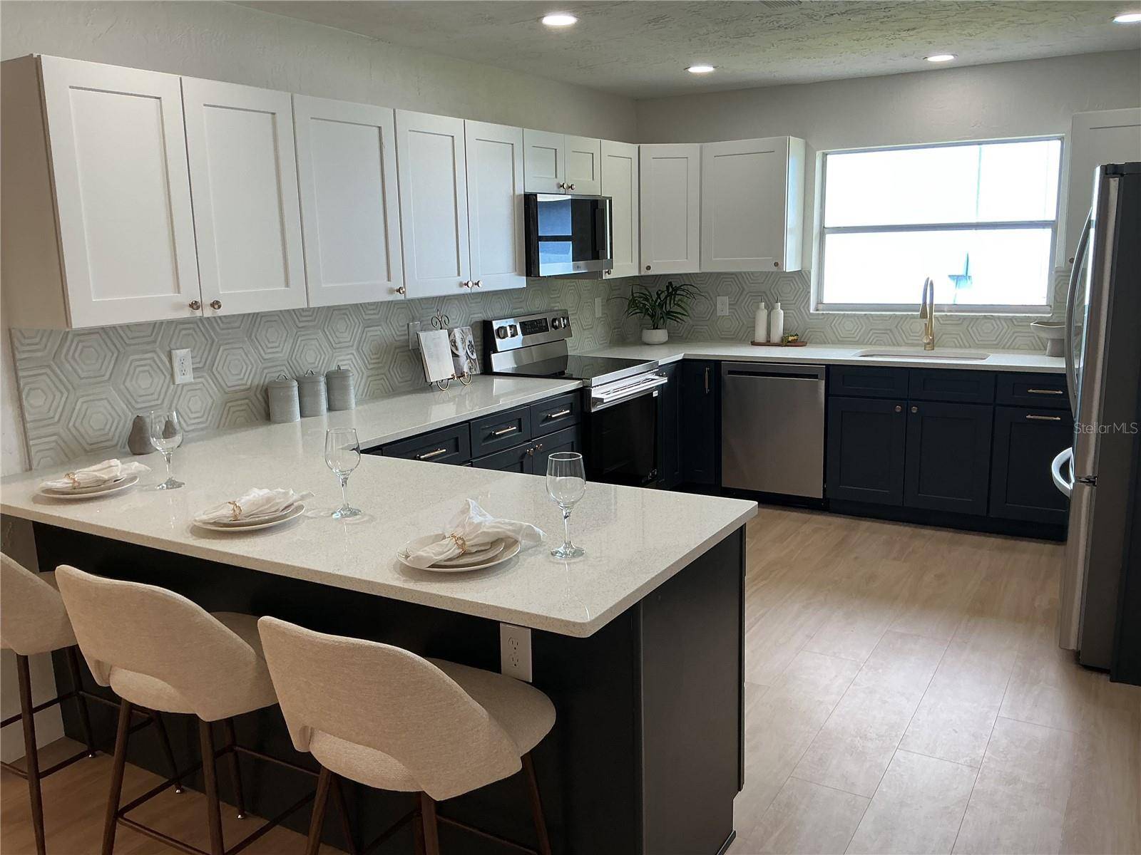 5901 25TH ST S, St Petersburg, FL 33712