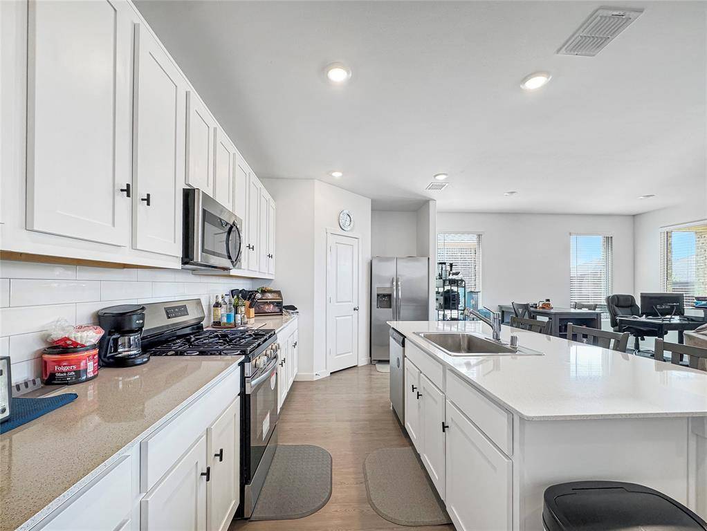 1300 Rockwell Drive, Little Elm, TX 75068