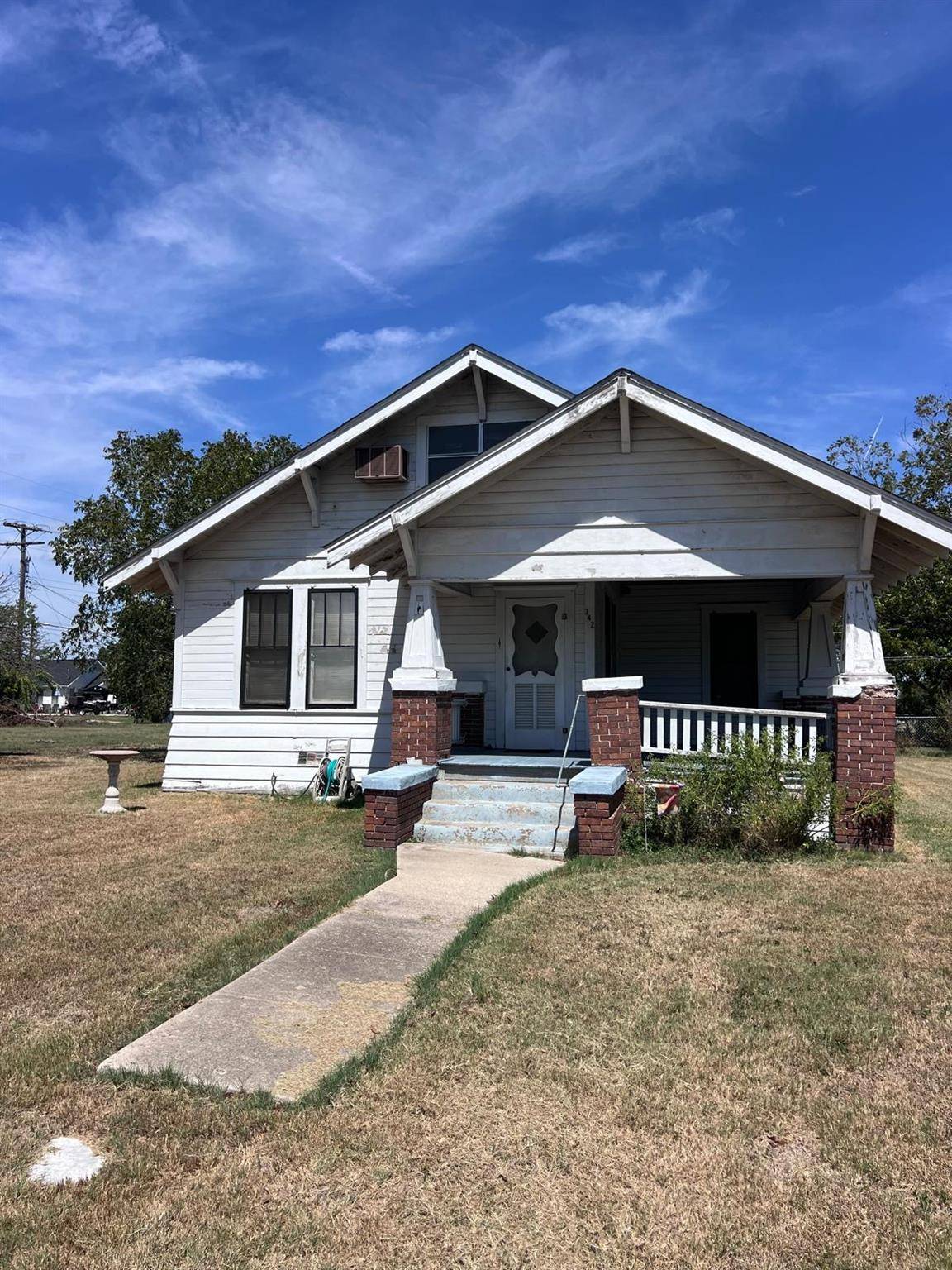 342 E Davilla ST, Bartlett, TX 76511