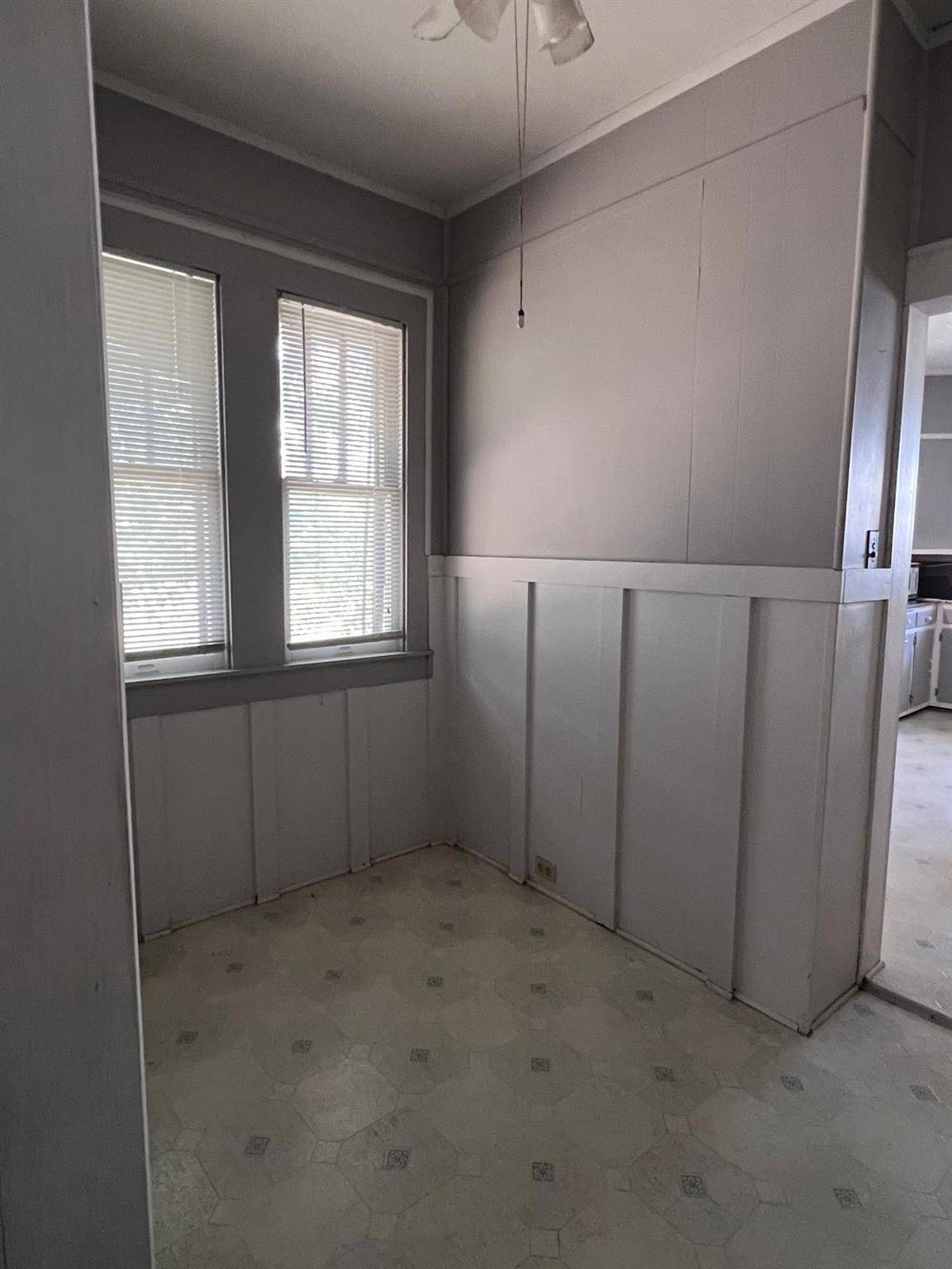342 E Davilla ST, Bartlett, TX 76511