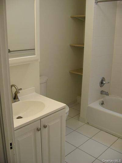 26 Hatch TER #2, Dobbs Ferry, NY 10522