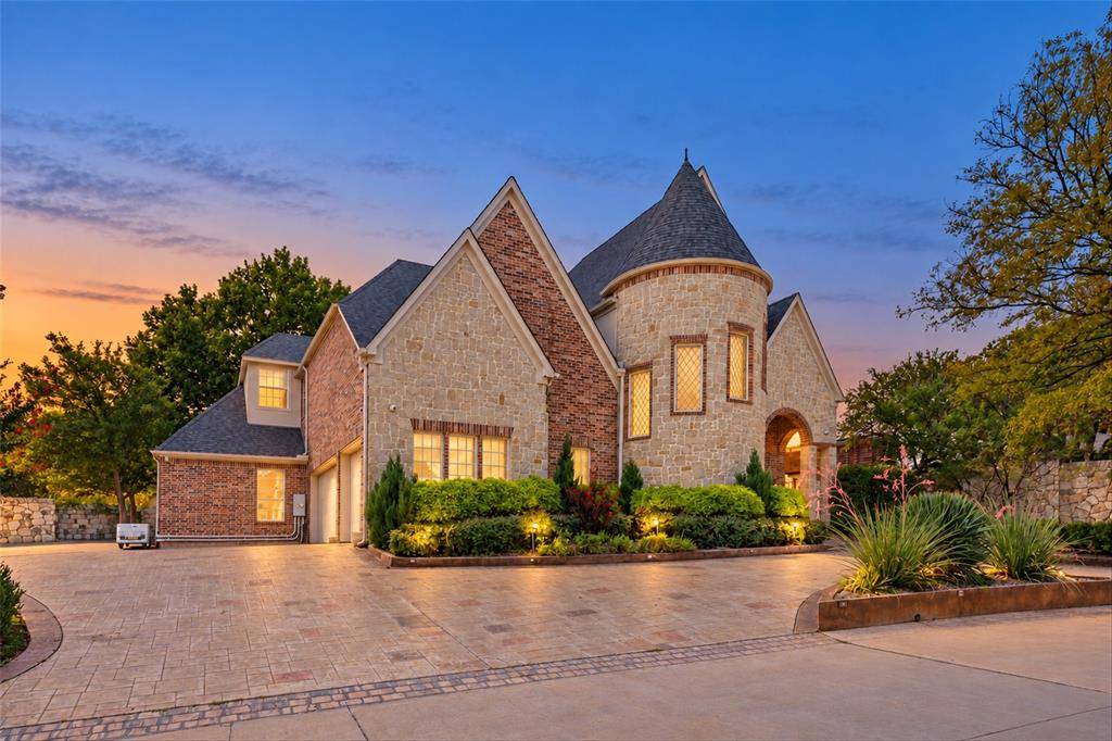 1900 Wilder Lane, Arlington, TX 76006