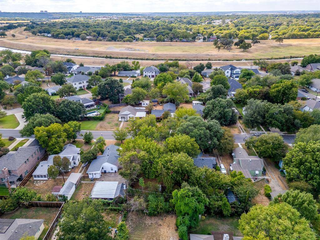 720 Northwood Road, Fort Worth, TX 76107