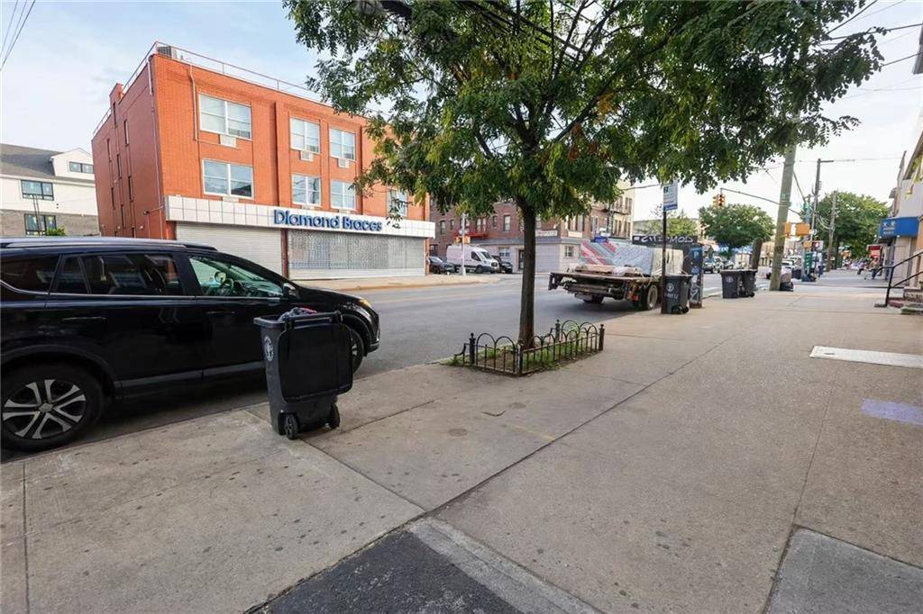76 Avenue U, Brooklyn, NY 11223