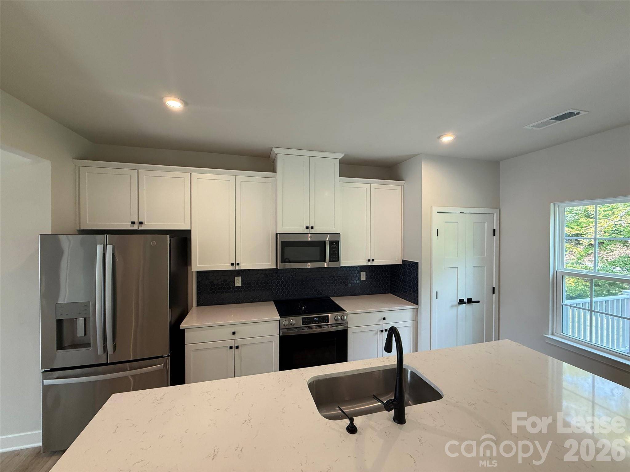 406 Serenity CIR, Cramerton, NC 28032