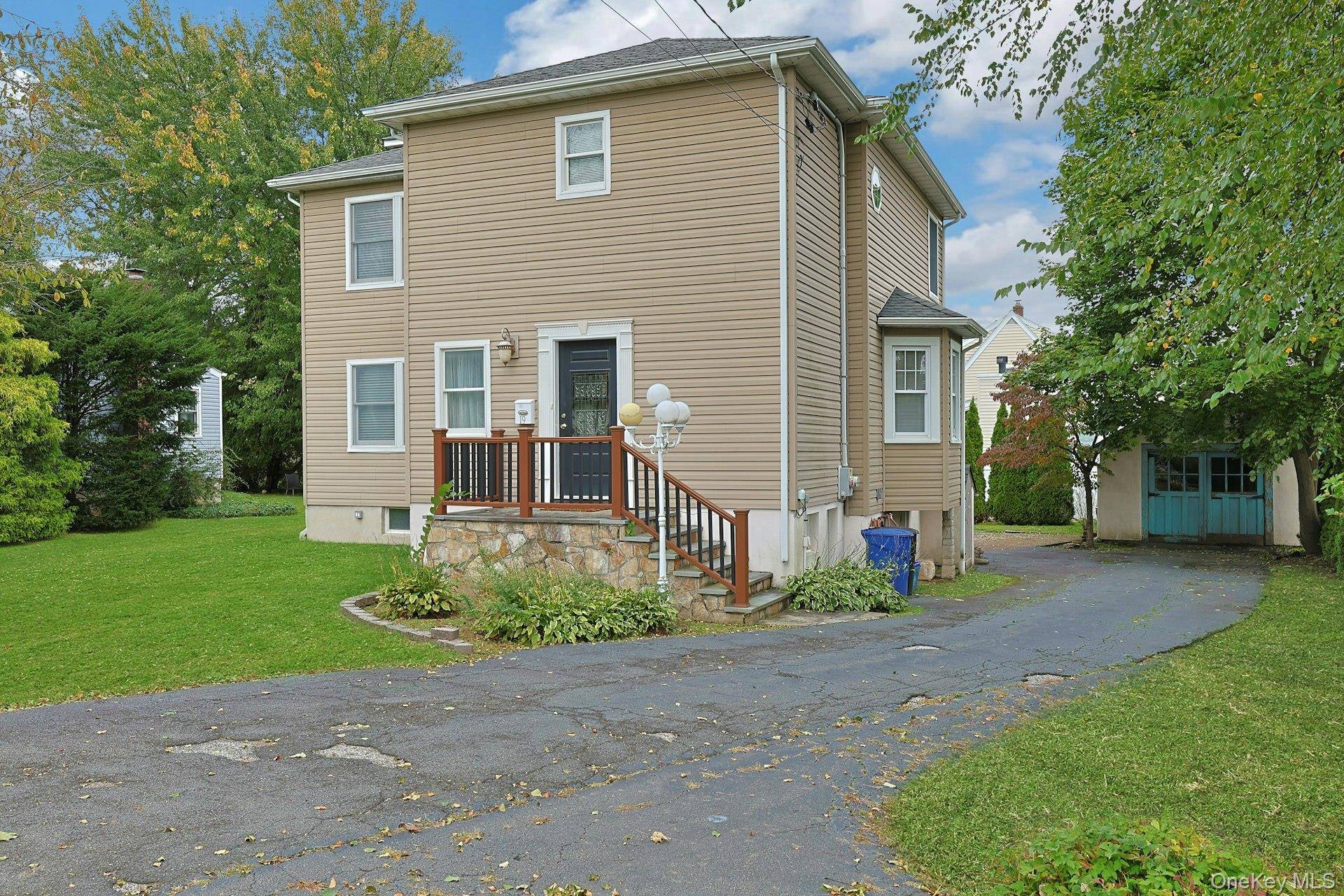 19 Cambridge ST, Valhalla, NY 10595