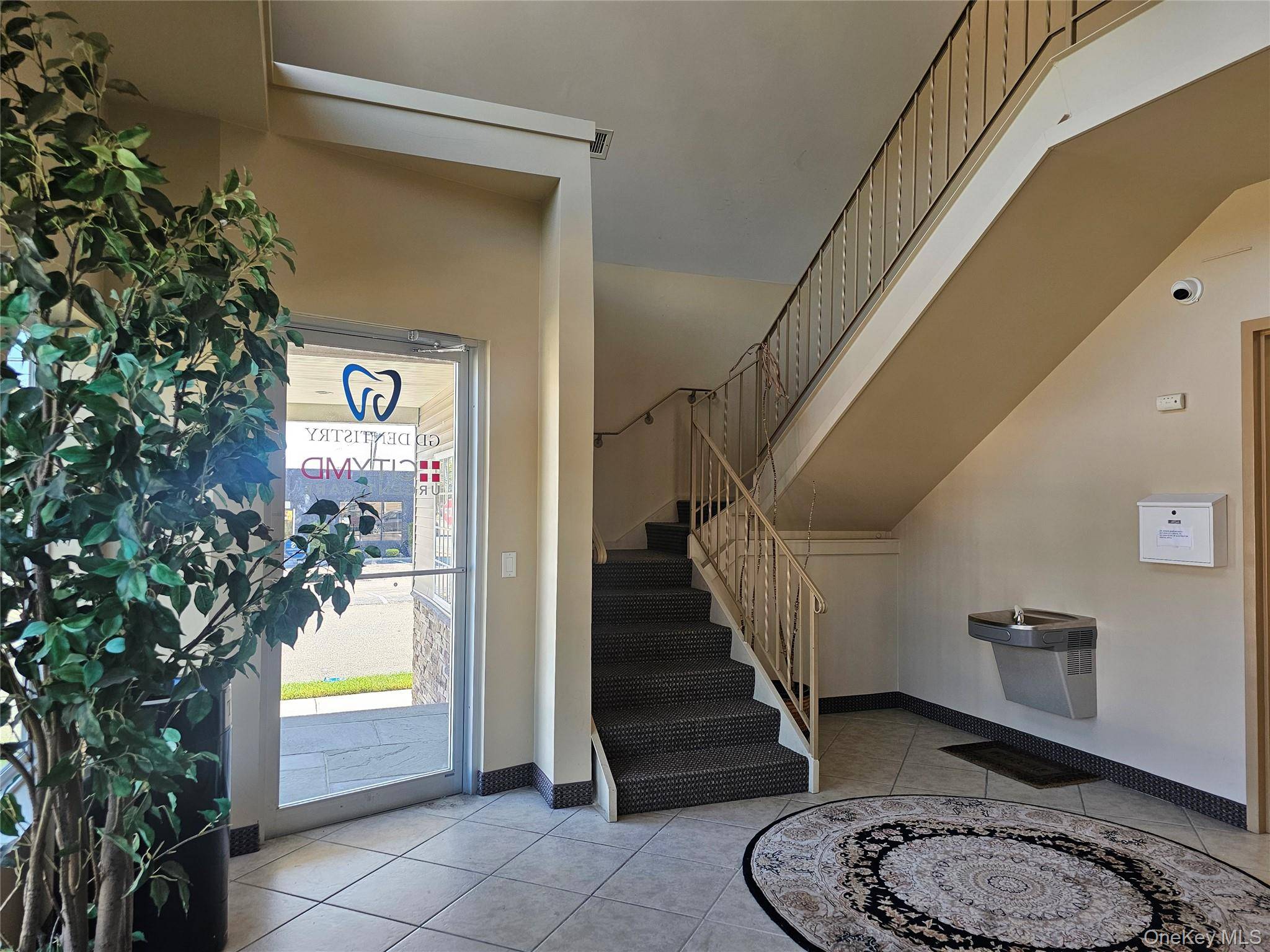 234 W Jericho TPKE, Huntington, NY 11746