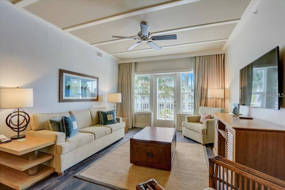 5325 MARINA DRIVE #423, Holmes Beach, FL 34217