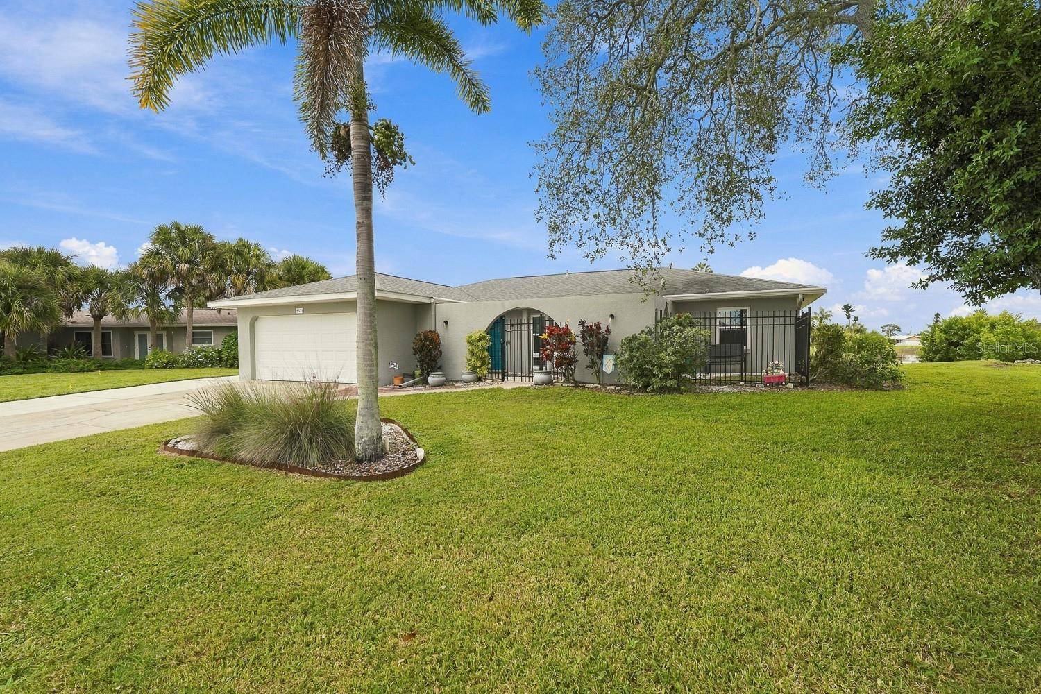 2331 SANDLEWOOD DR, Venice, FL 34293