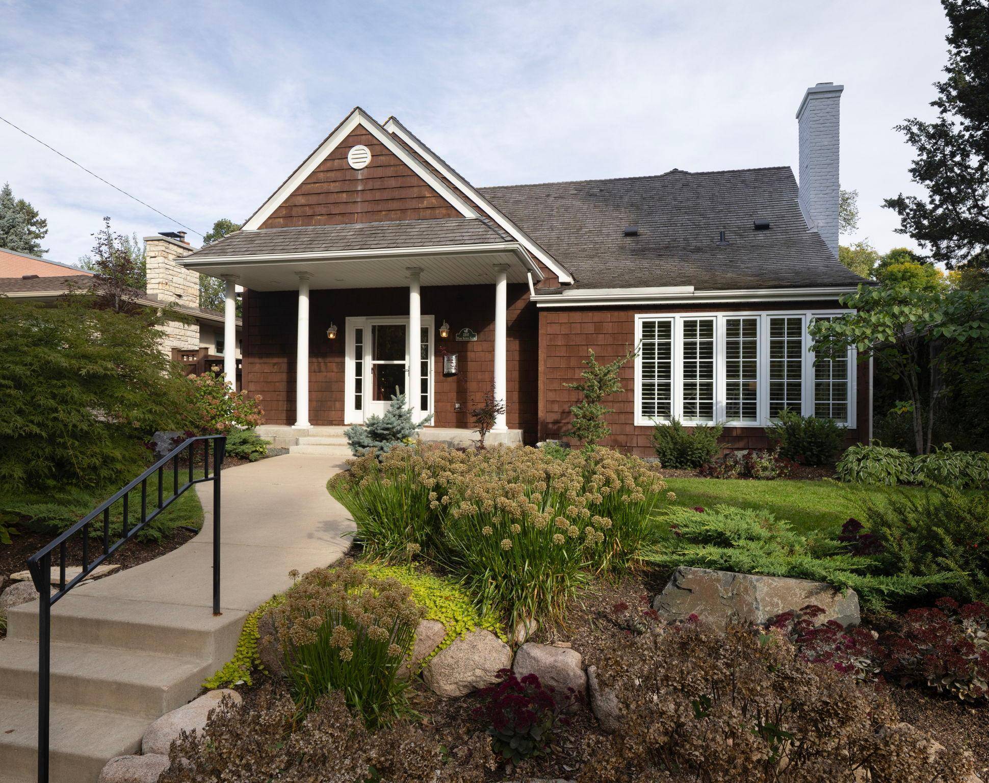 2207 Penn AVE S, Minneapolis, MN 55405