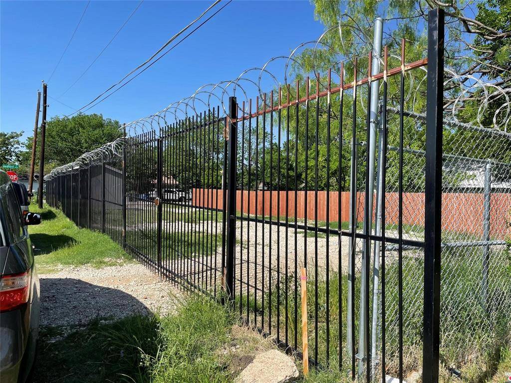 2846 Bedford Street, Dallas, TX 75212