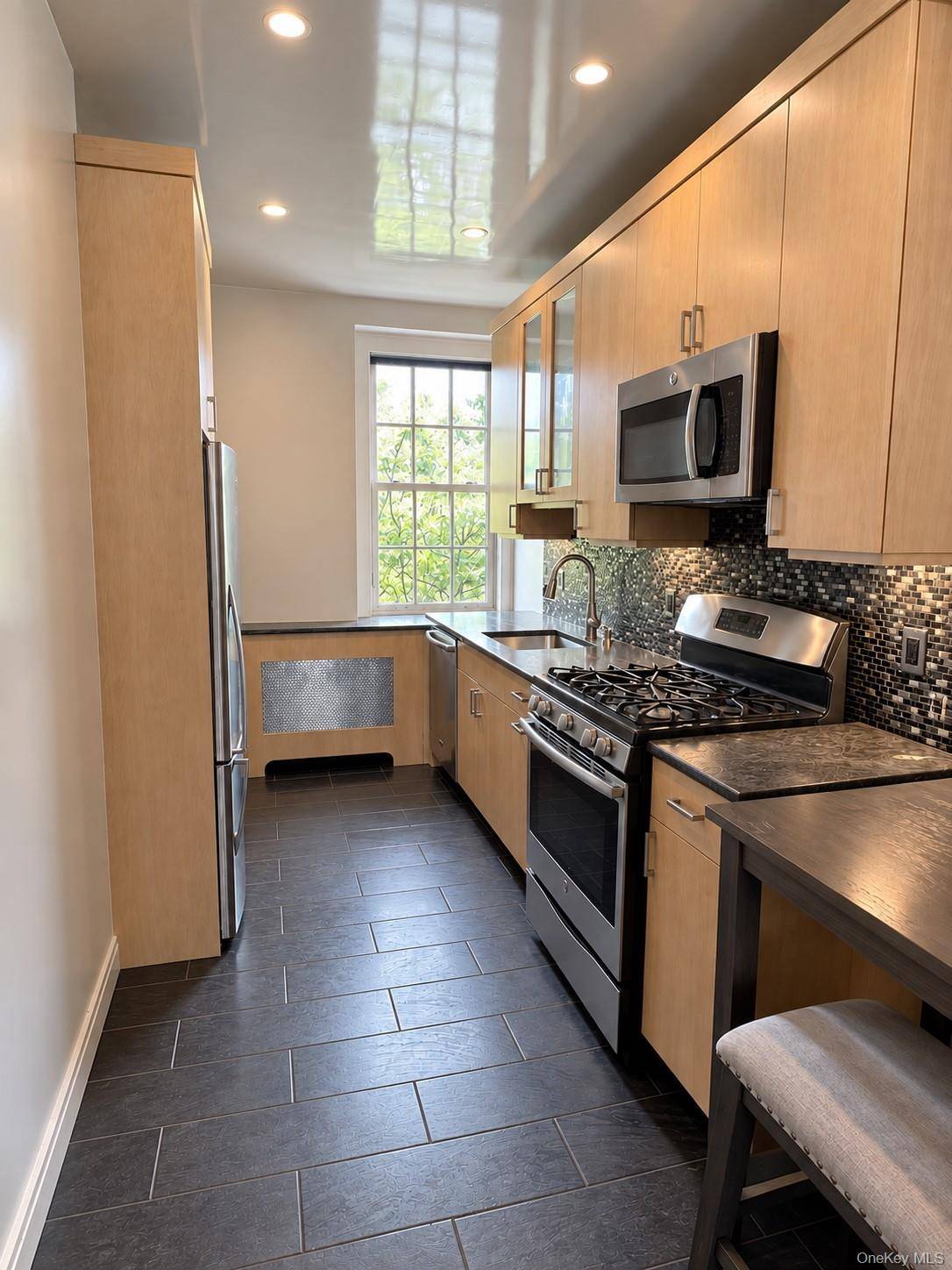 26 East Parkway #12S, Scarsdale, NY 10583