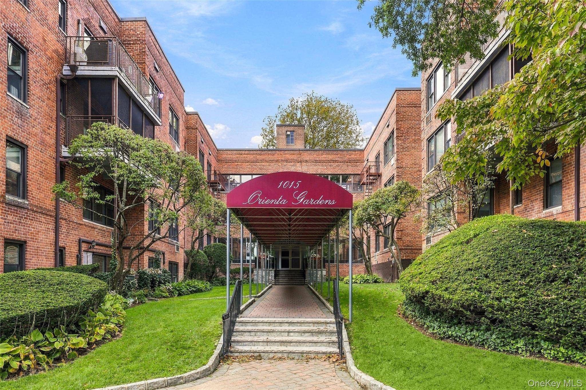 1015 Old Post RD #2K, Mamaroneck, NY 10543