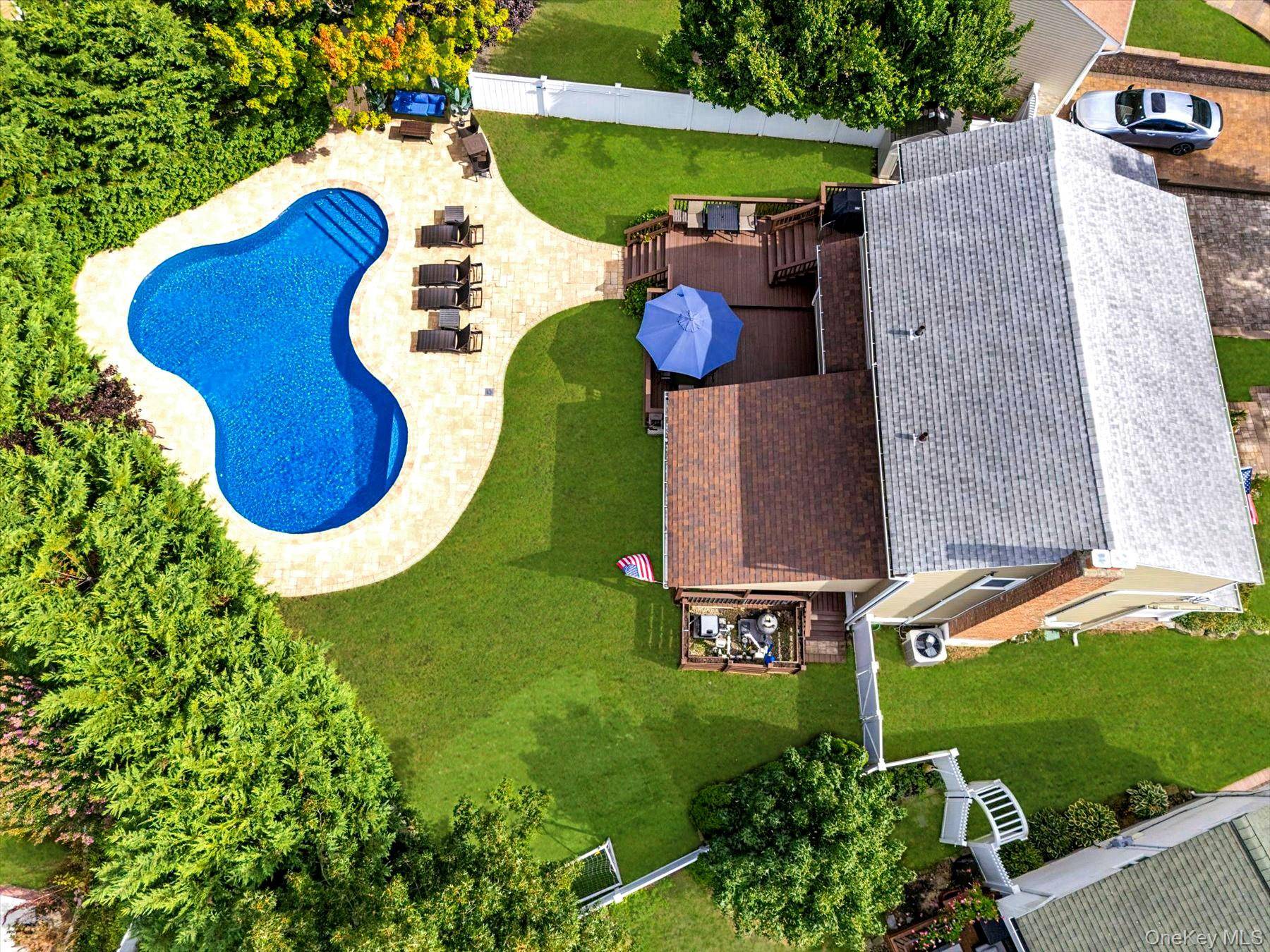2126 Howell ST, Bellmore, NY 11710