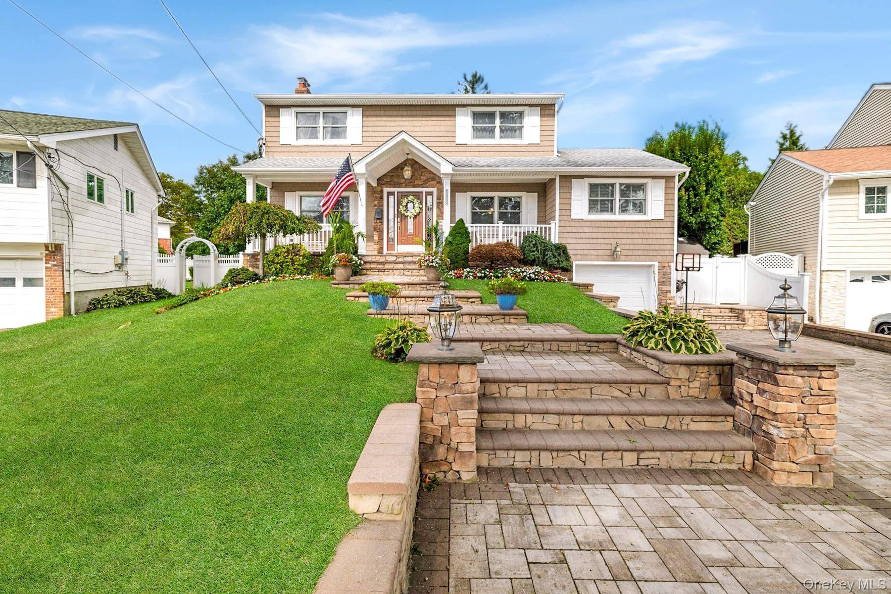 2126 Howell ST, Bellmore, NY 11710