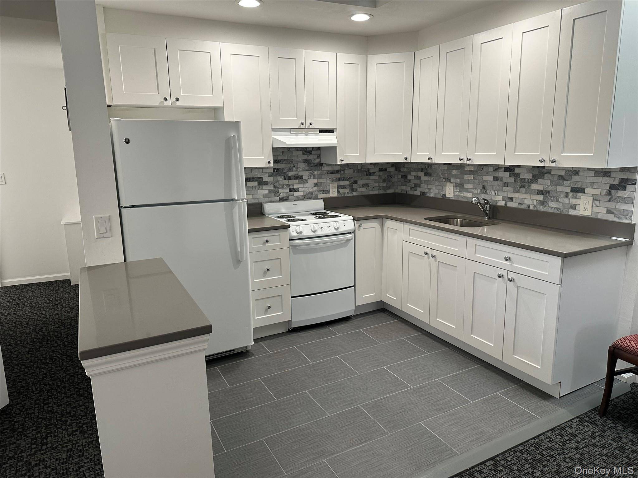 25332 E Northern BLVD #25334, Little Neck, NY 11362