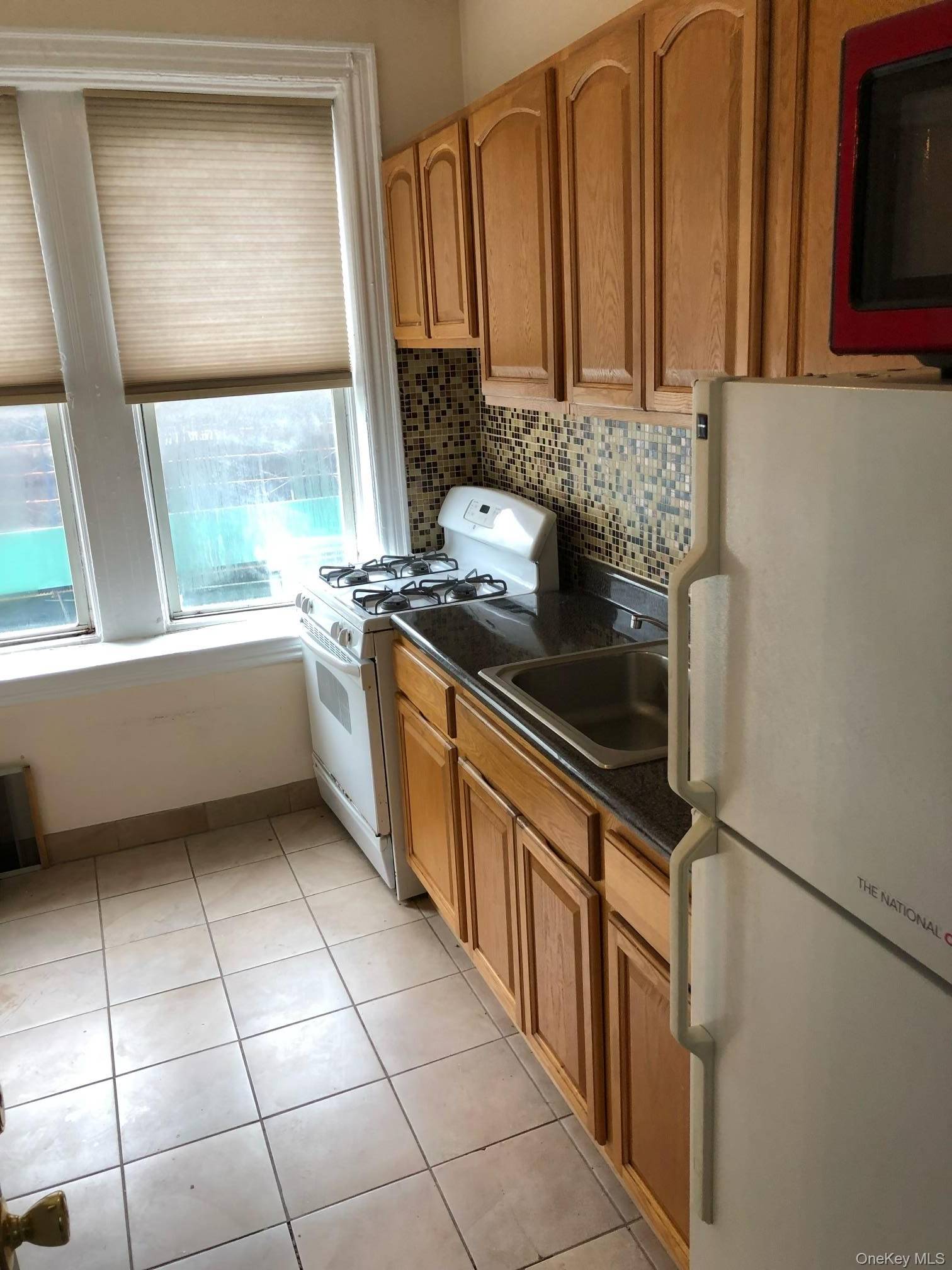 3514 30th AVE, Astoria, NY 11103
