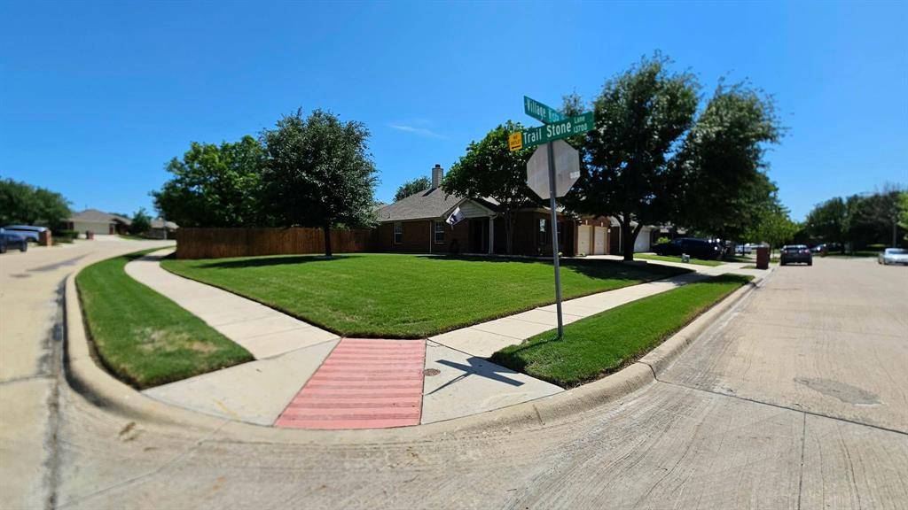13744 Village Vista Drive, Fort Worth, TX 76052