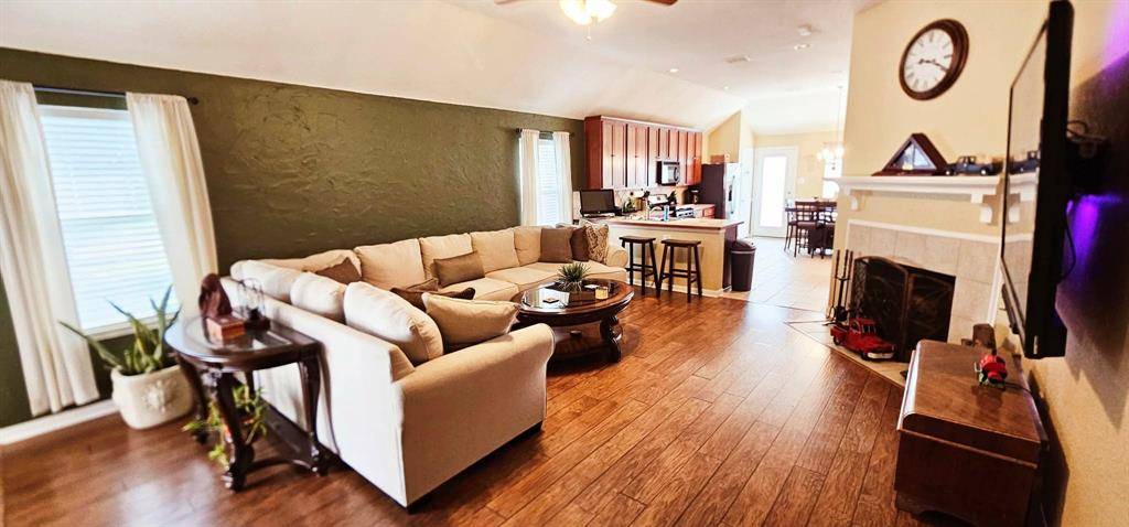 13744 Village Vista Drive, Fort Worth, TX 76052