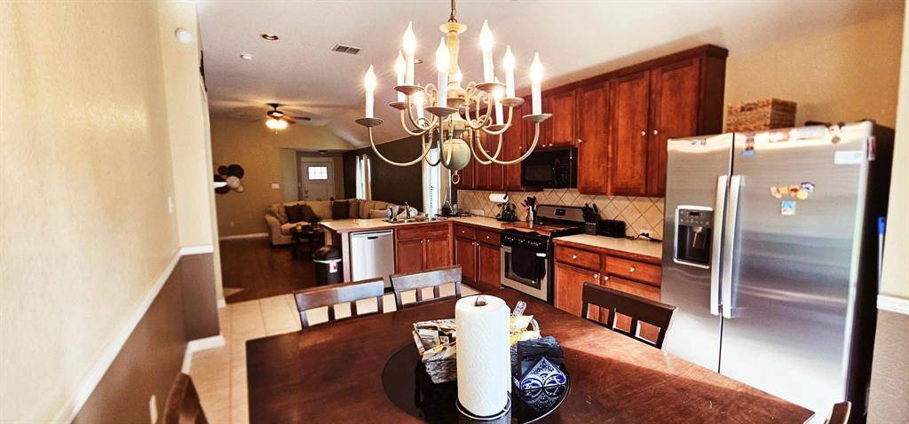 13744 Village Vista Drive, Fort Worth, TX 76052