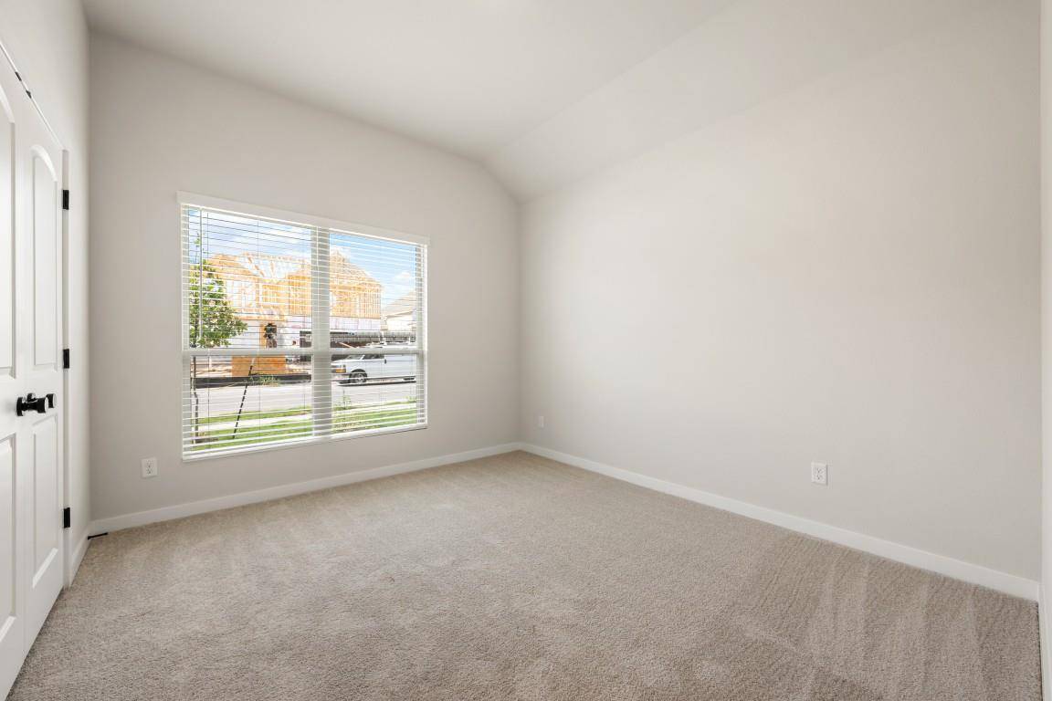 180 Coleto TRL, Bastrop, TX 78602