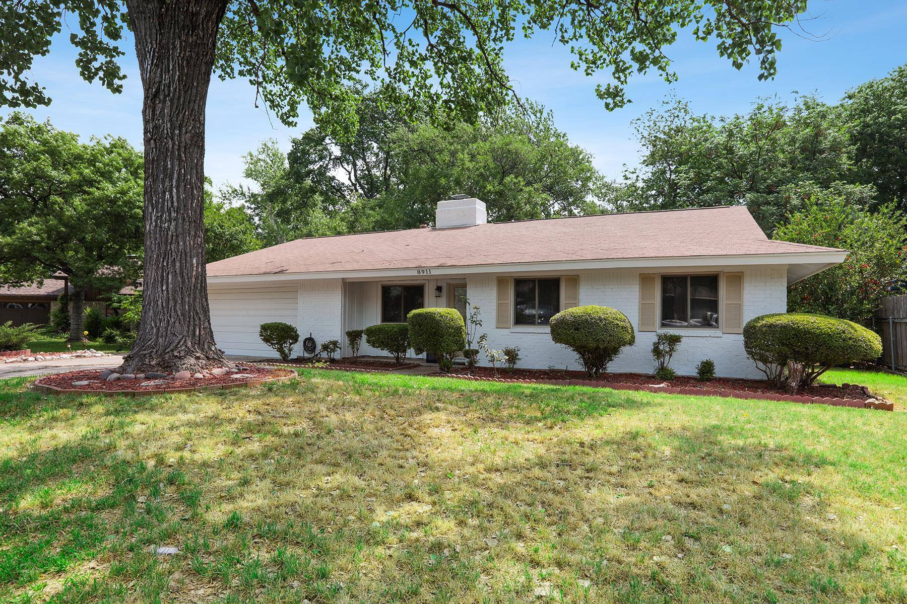 8911 Pointer LN, Austin, TX 78758