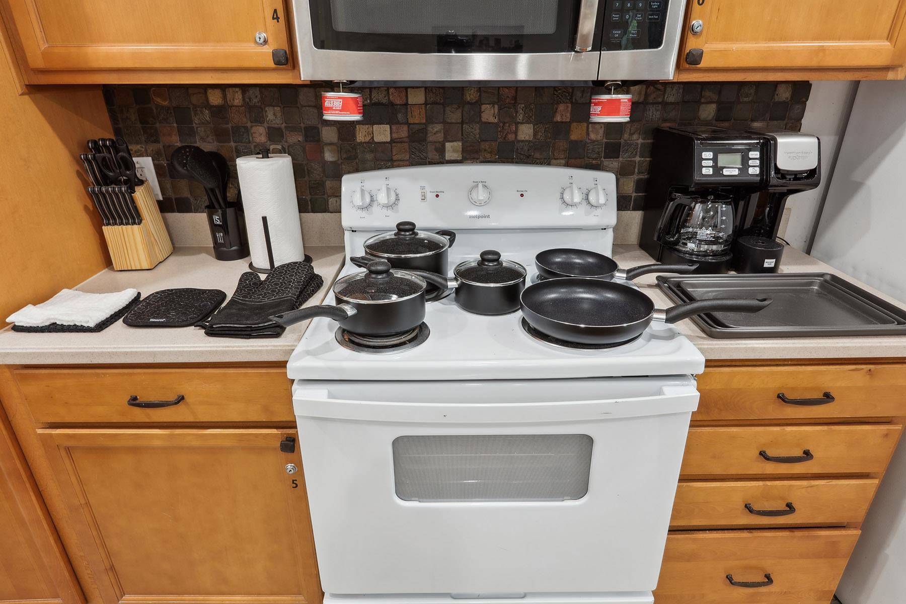 8911 Pointer LN, Austin, TX 78758
