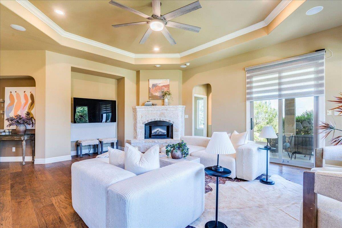 260 Long Creek BLVD, New Braunfels, TX 78130