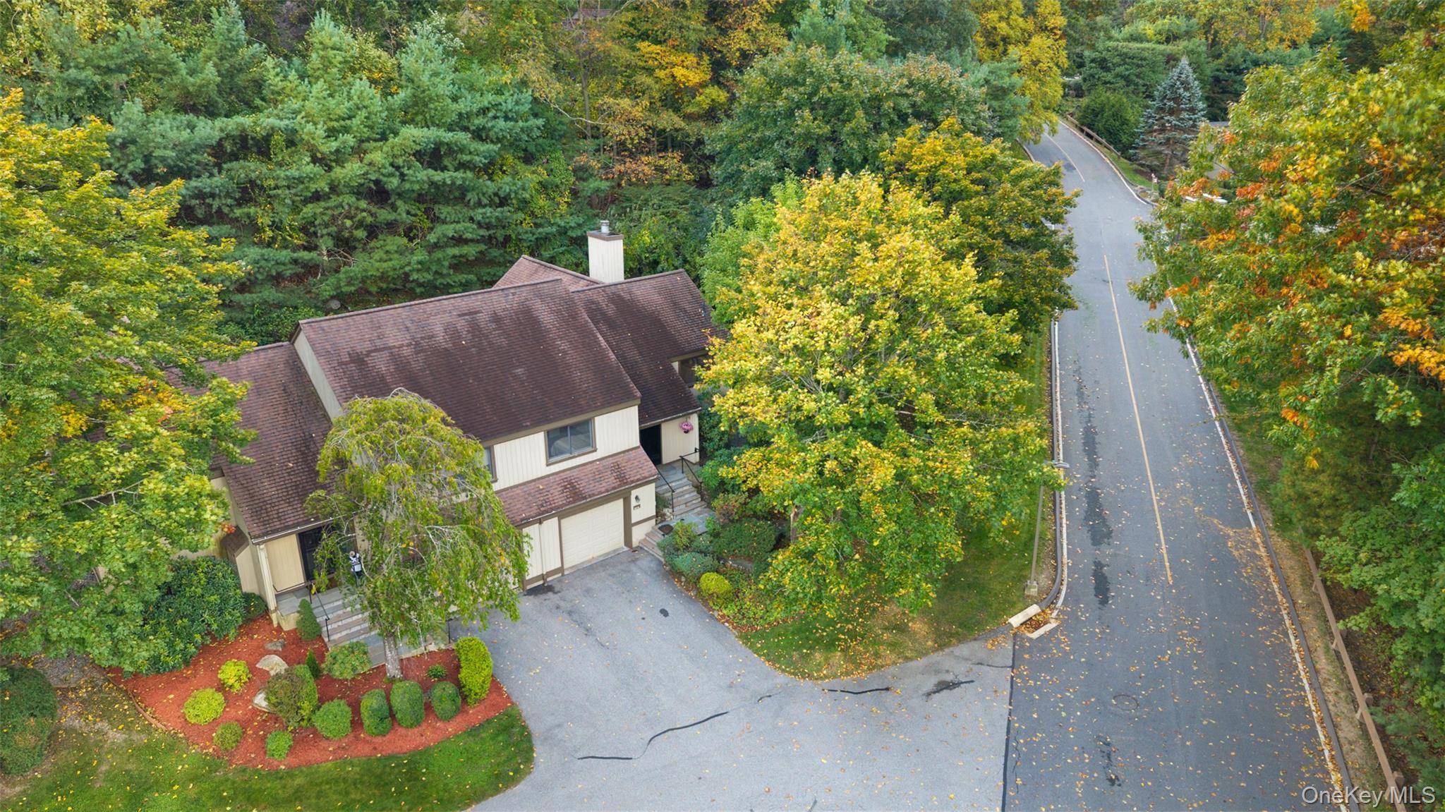 621 Heritage HLS #B, Somers, NY 10589
