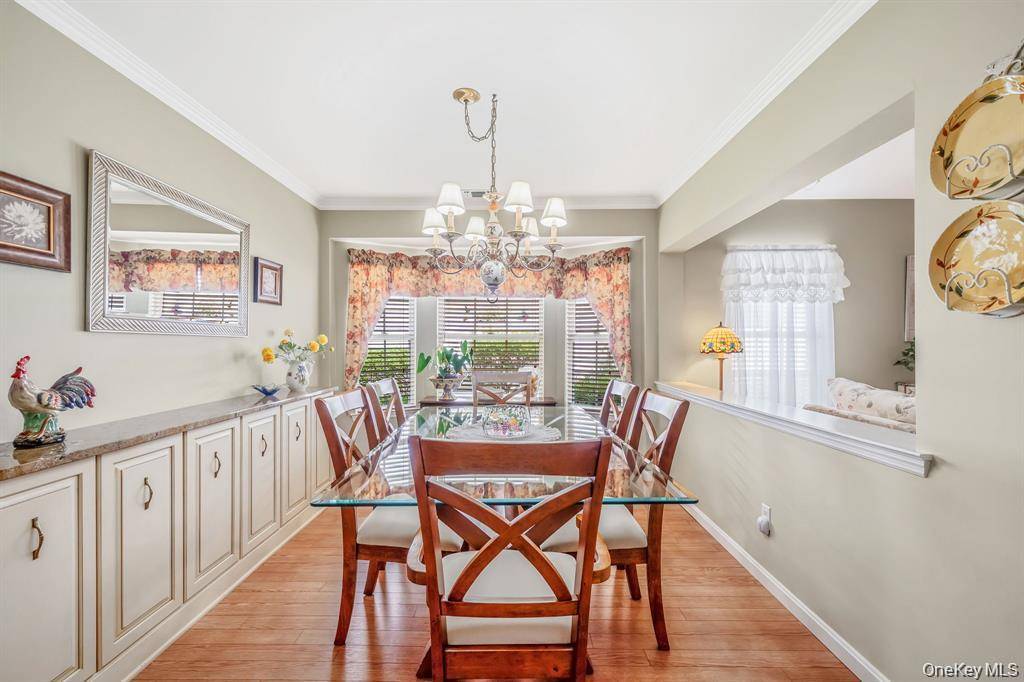 63 Madison CIR, Middle Island, NY 11953