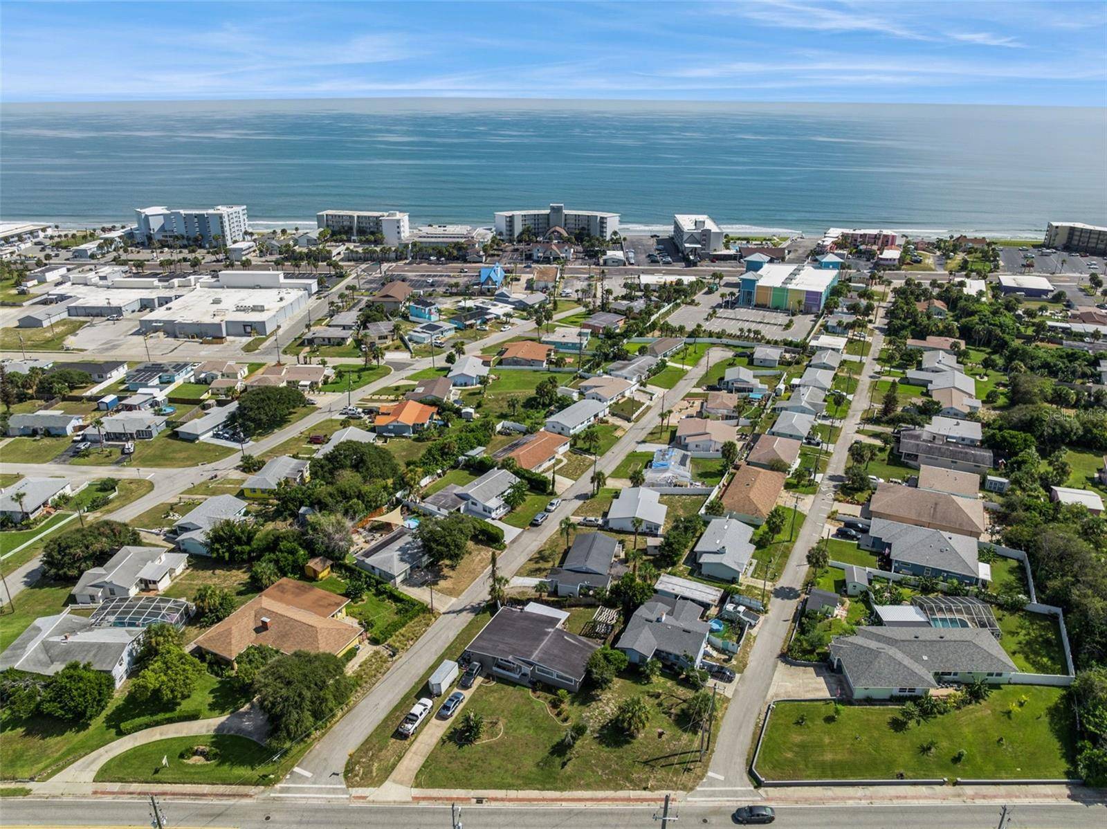 2 ROBBEN TER, Daytona Beach, FL 32118