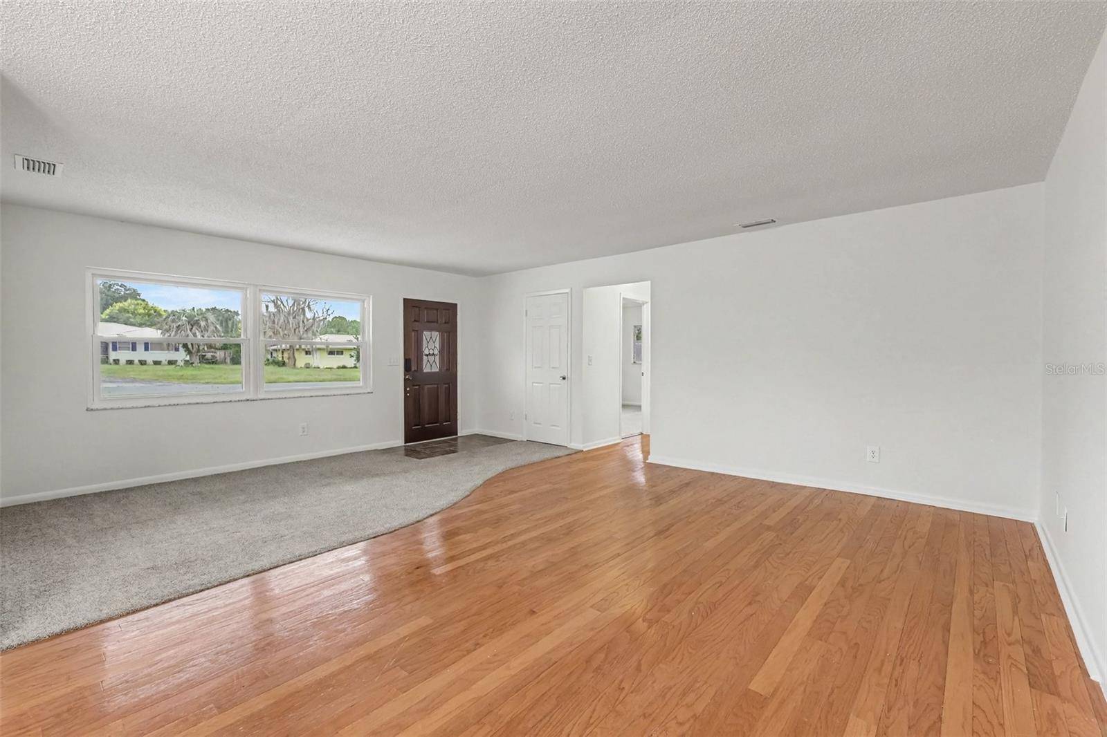 410 HIAWATHA AVE, Inverness, FL 34452