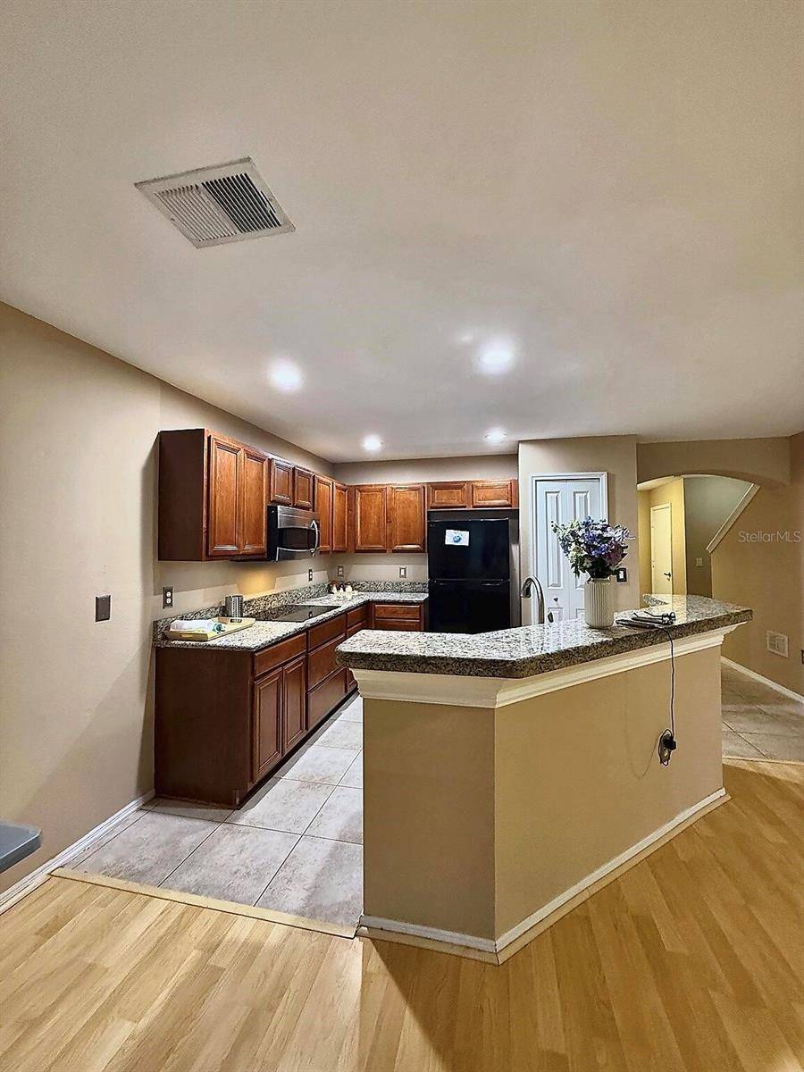 2607 OLEANDER LAKES, Brandon, FL 33511