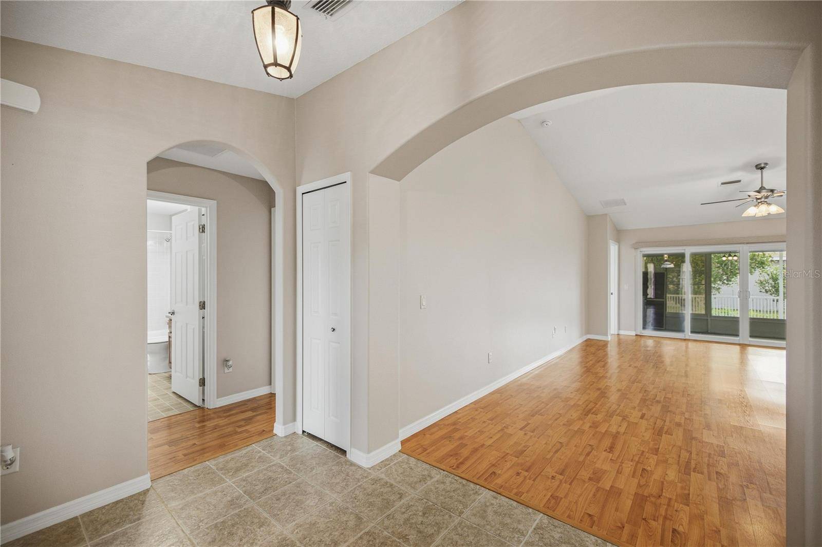 15673 SW 11TH TERRACE RD, Ocala, FL 34473