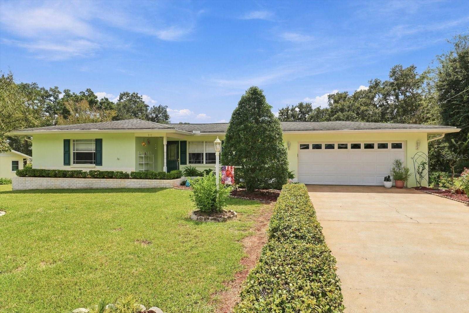 911 E HARVARD ST, Inverness, FL 34452