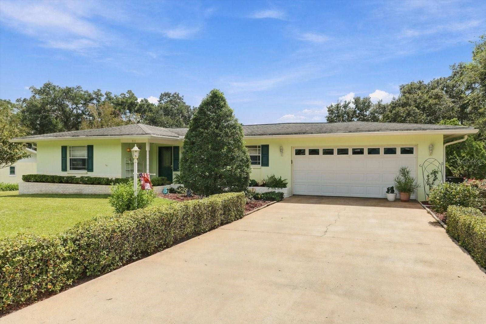 911 E HARVARD ST, Inverness, FL 34452