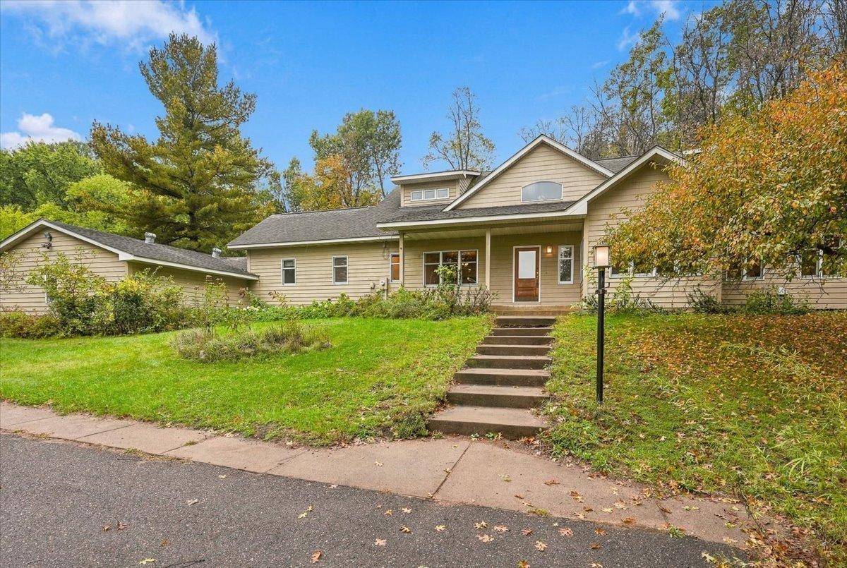 5150 Trading Post TRL S, Afton, MN 55001