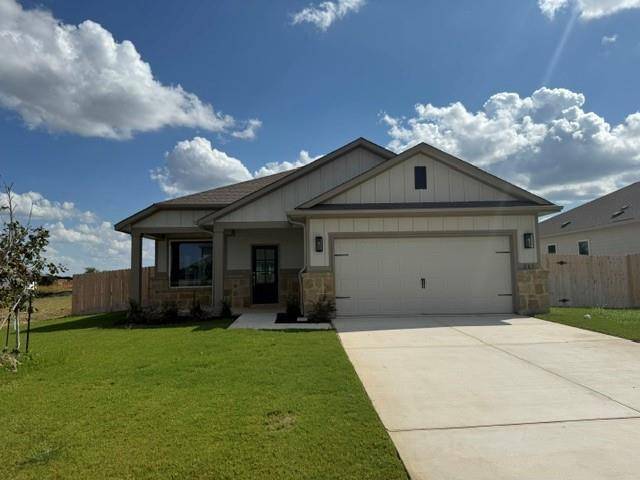 203 Gene Ray Ave, Bertram, TX 78605