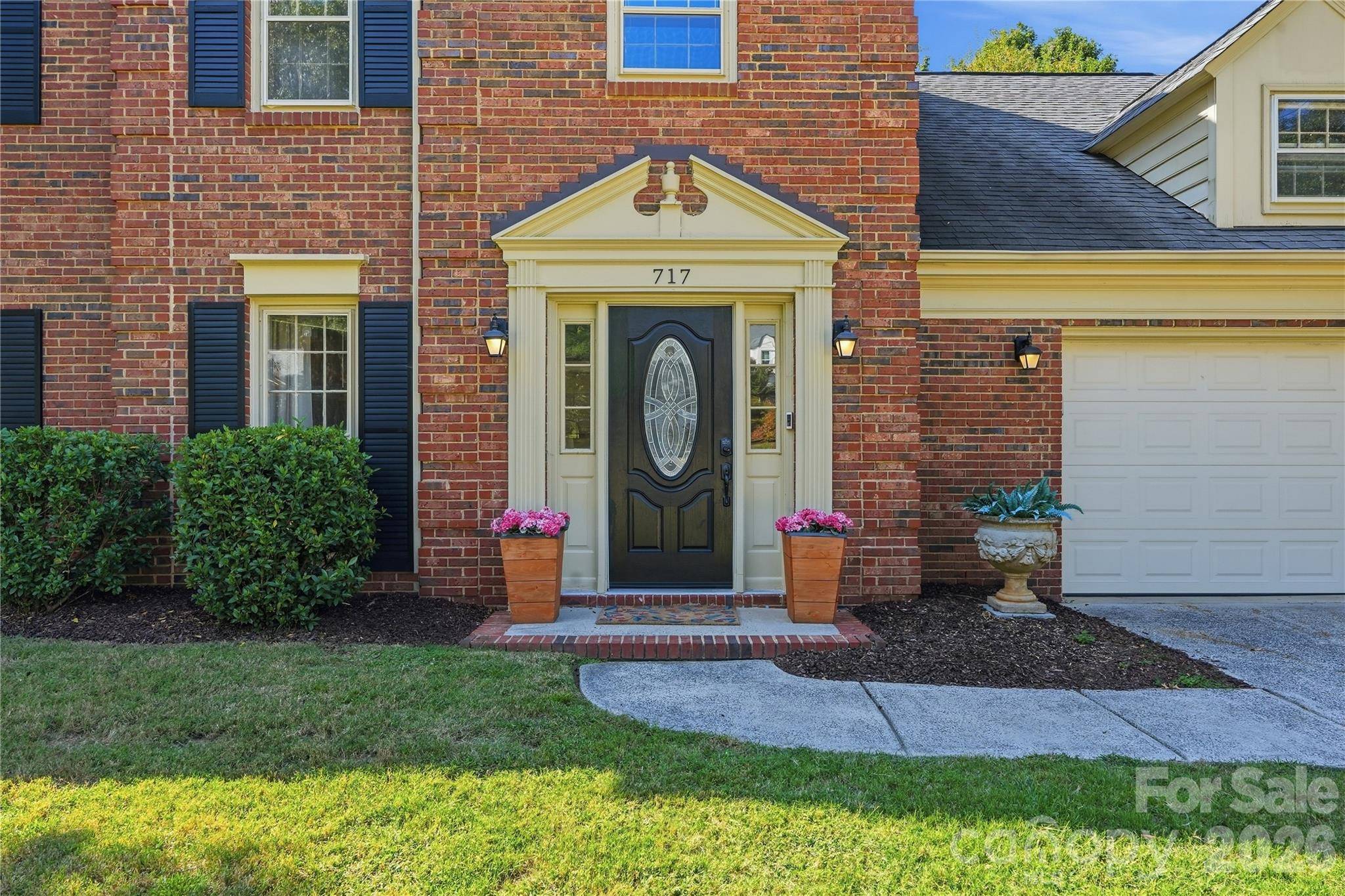 717 Fredricksburg RD, Matthews, NC 28105