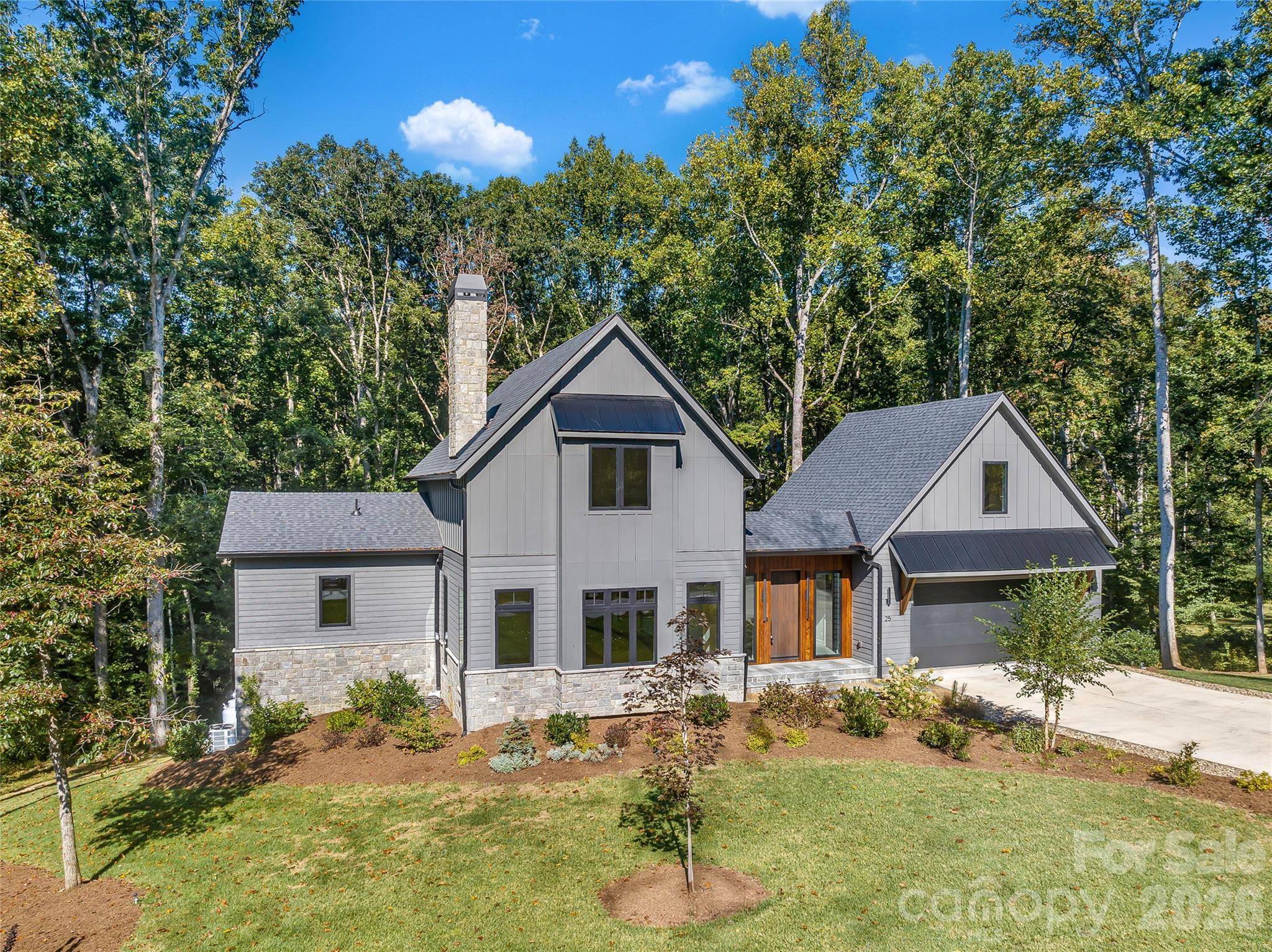 25 Ted Linn DR, Fairview, NC 28730