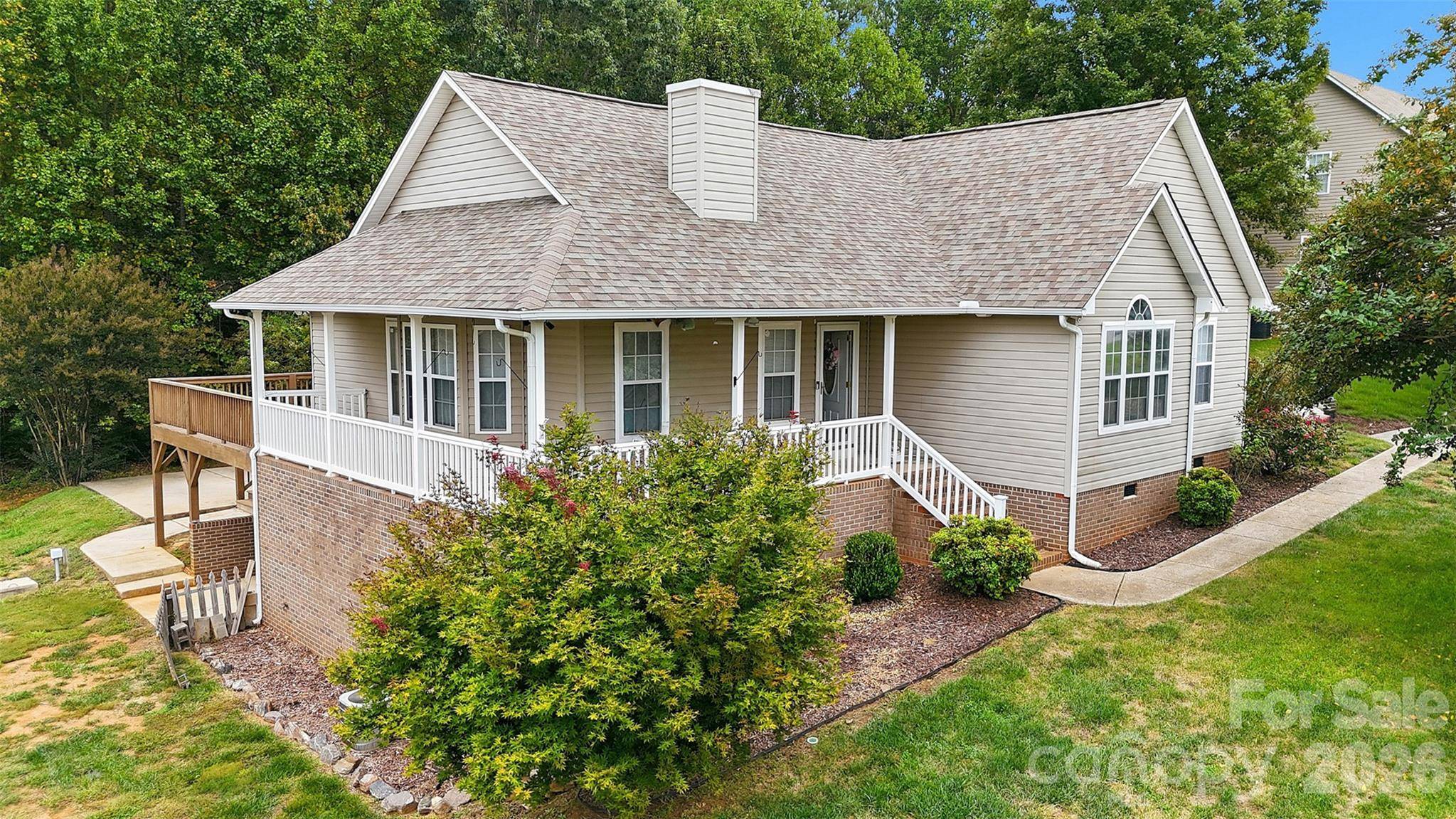 217 Sundance CIR, Statesville, NC 28625