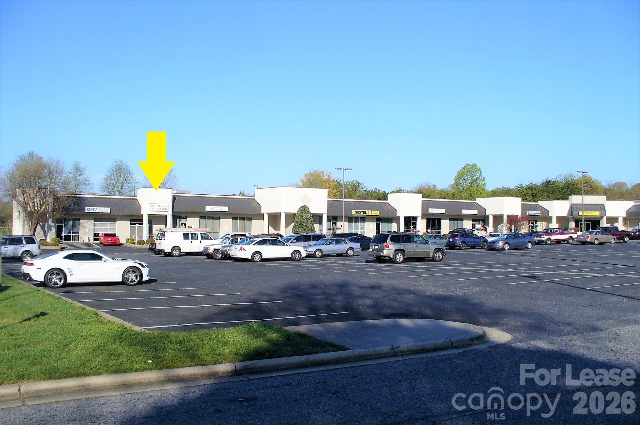 1156 Lenoir Rhyne BLVD SE, Hickory, NC 28602
