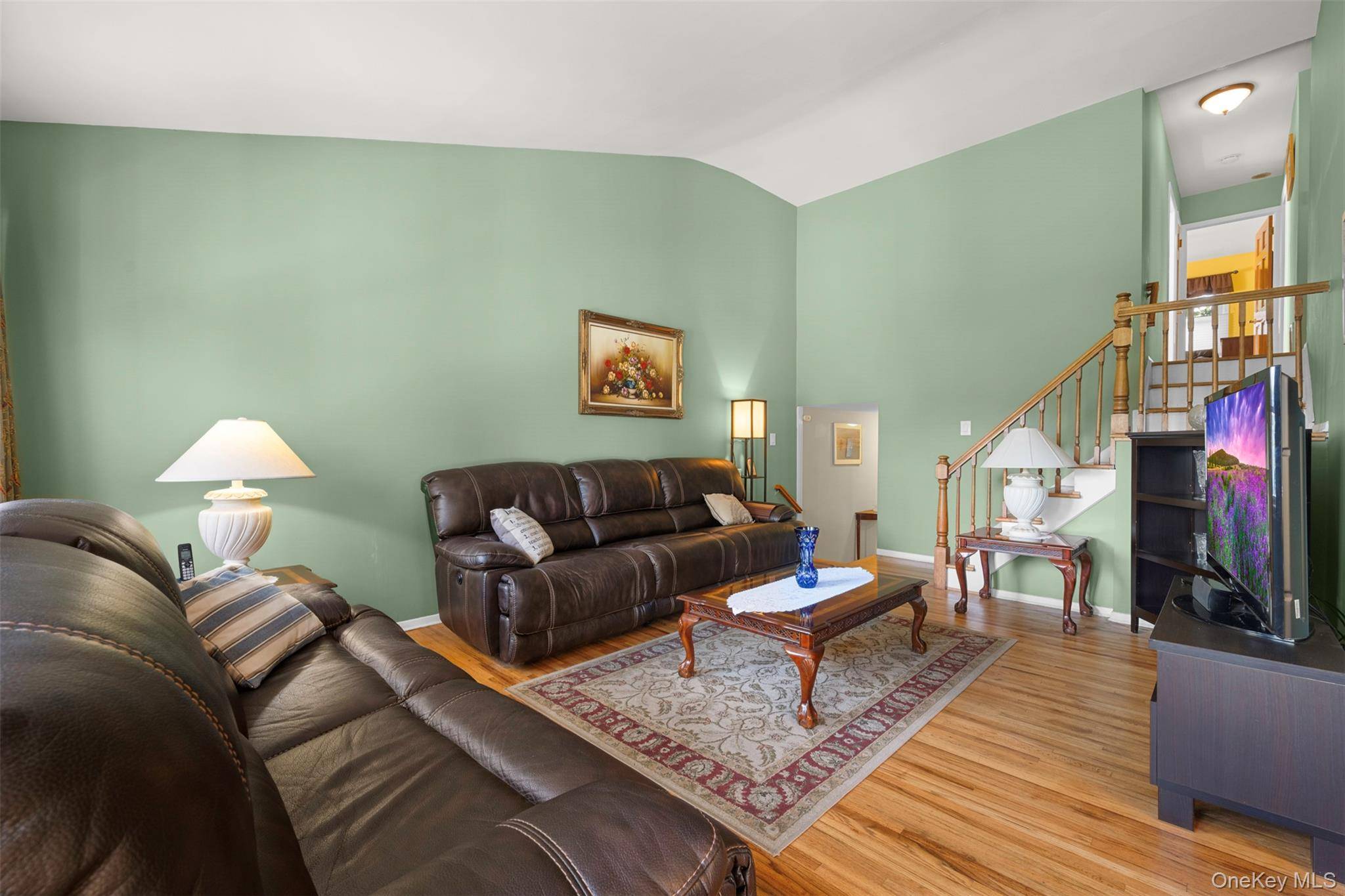 58-19 264th ST, Little Neck, NY 11362