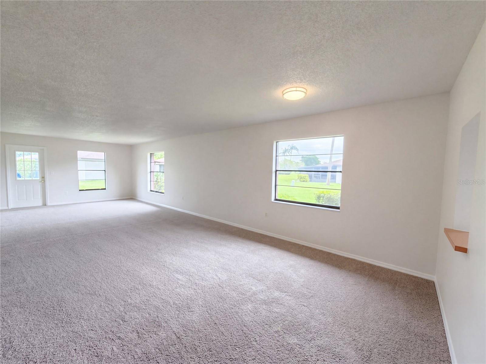 6410 HERITAGE LN, Bradenton, FL 34209