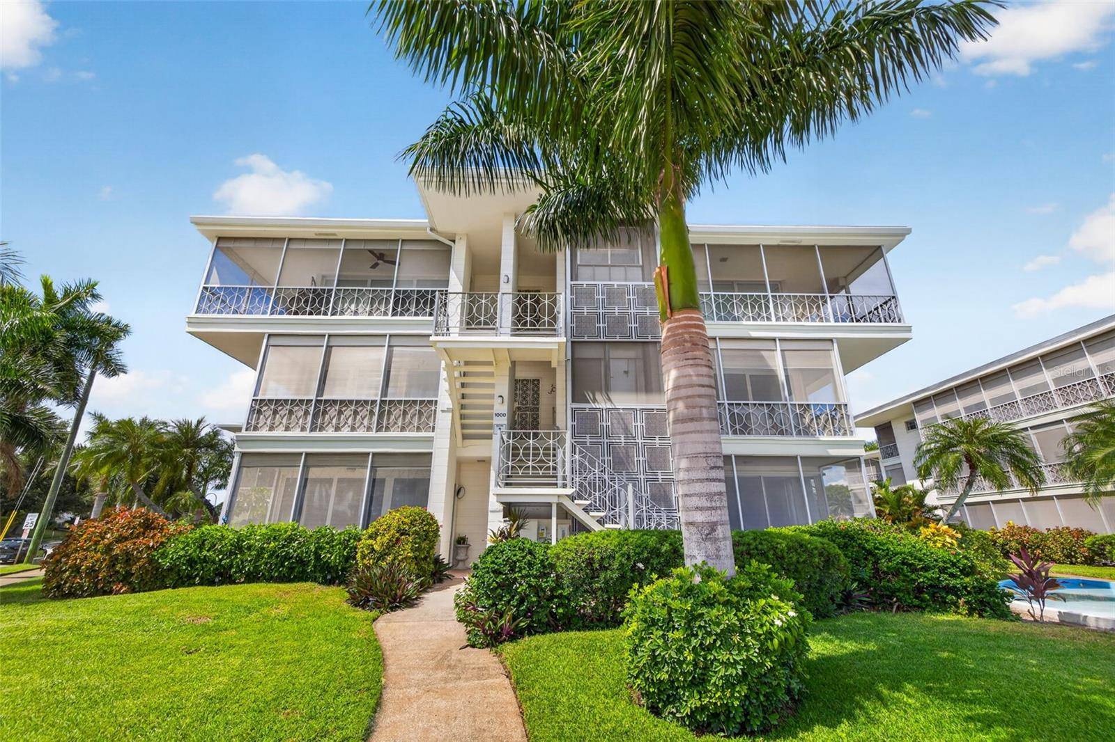 1000 N SHORE DR NE #2, St Petersburg, FL 33701